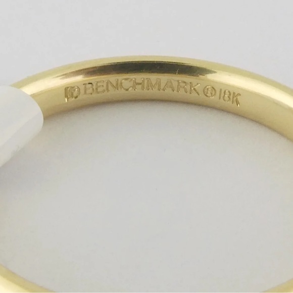 NWT Benchmark® 18K Yellow Gold 3mm Comfort Fit Wedding Band Ring LCF130 Sz:8 - Picture 4 of 4